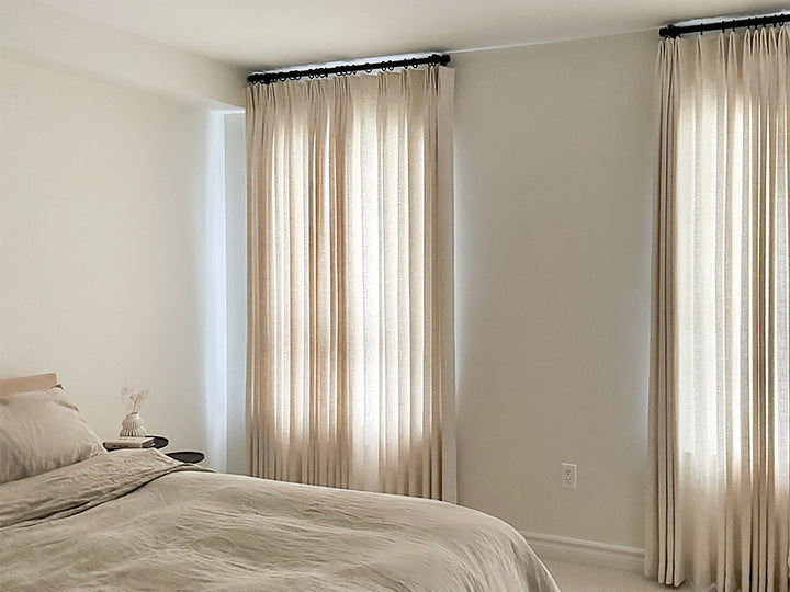 Wie Sie Ihr minimalistisches Zuhause mit Maßvorhängen aufwerten