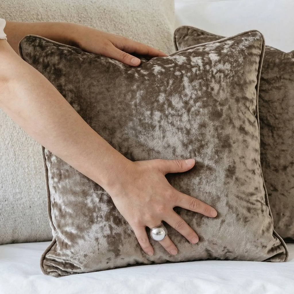 Steingrau, Victoria Maßgefertigte Kissenhülle 1 Stück