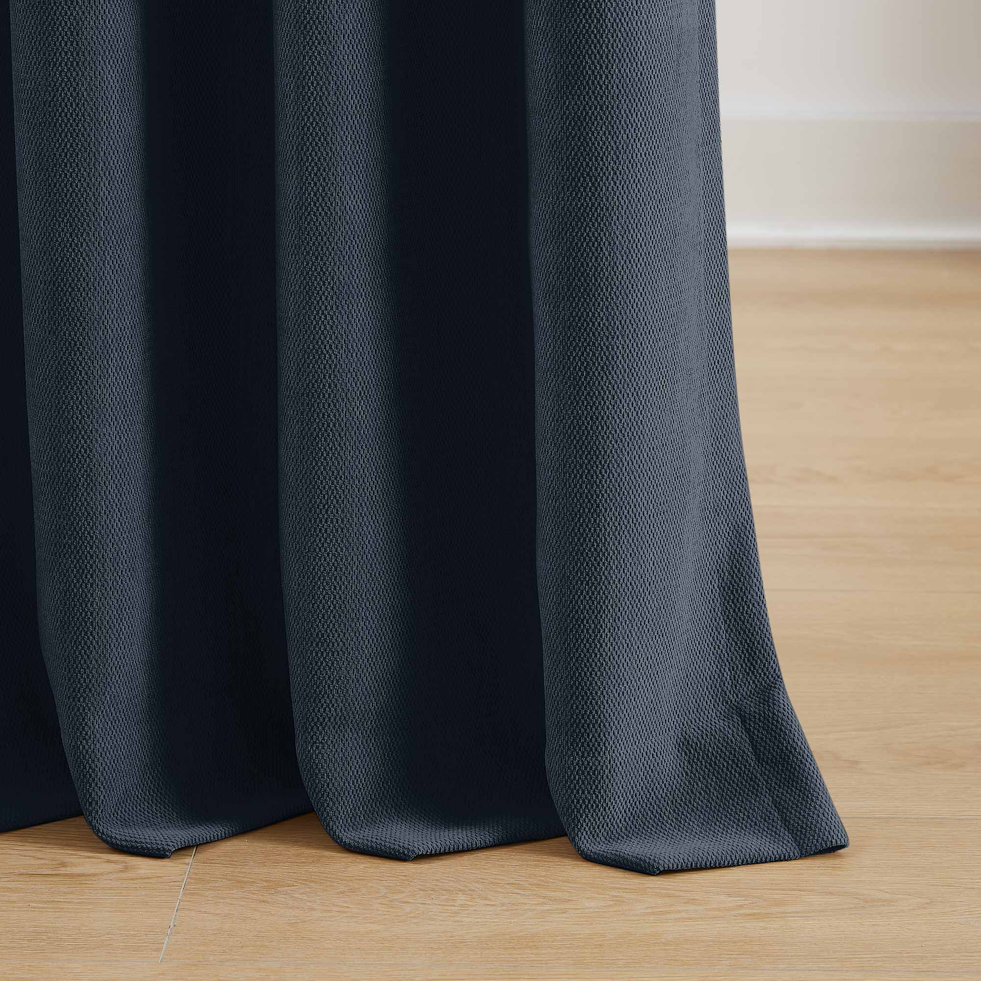Dunkelmarineblau